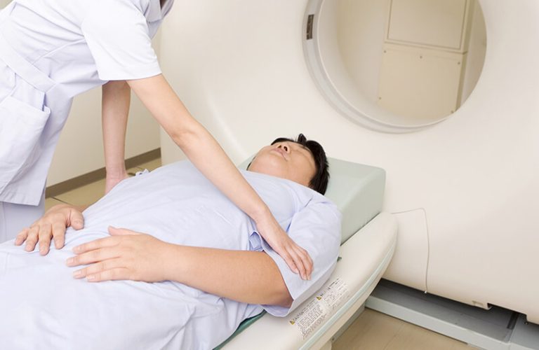 より詳しい検査が必要な場合は連携病院でCT/MRI検査が可能