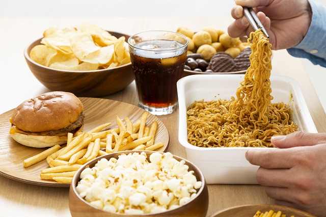 胃酸が逆流しやすい食べ物を避ける